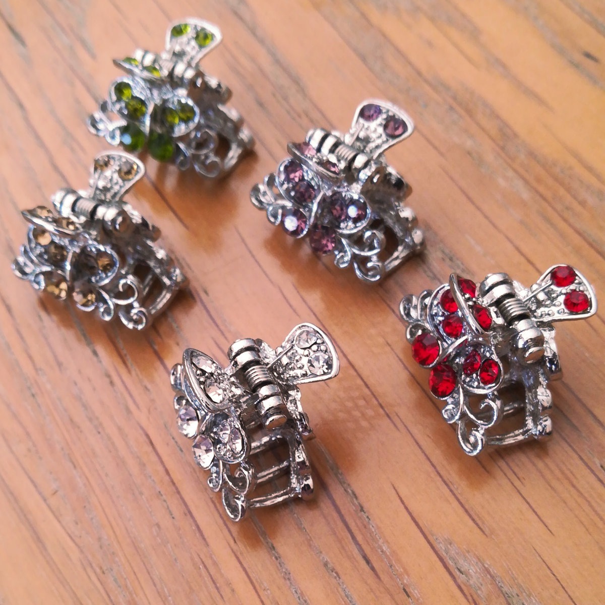 Broche Pince Avec Pierre Synthétique Et Strass Blanc - Métal Argenté Sans Nickel