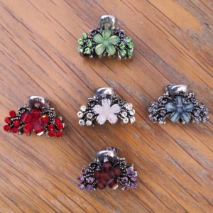 Petite pince crabe argentée Glam