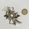 barrette-bijou-cheveu-metal-argent-capri-2084-2.jpg Grande barrette à cheveux argenté fleur perle Capri