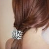 pince-crabe-bijou-accessoire-cheveux-coiffure-926-11.jpg Pince crabe moyenne argentée Stella