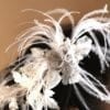 coiffure-mariee-plume-perles-fleurs-140-863-2.jpg